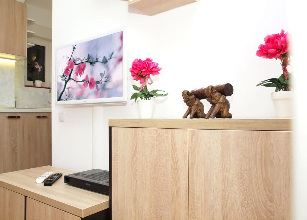 Fancy 1Bd Family Friendly In Historical Centre Leilighet Bucureşti Eksteriør bilde