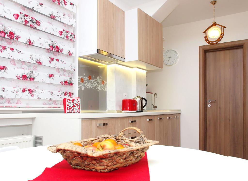 Fancy 1Bd Family Friendly In Historical Centre Leilighet Bucureşti Eksteriør bilde